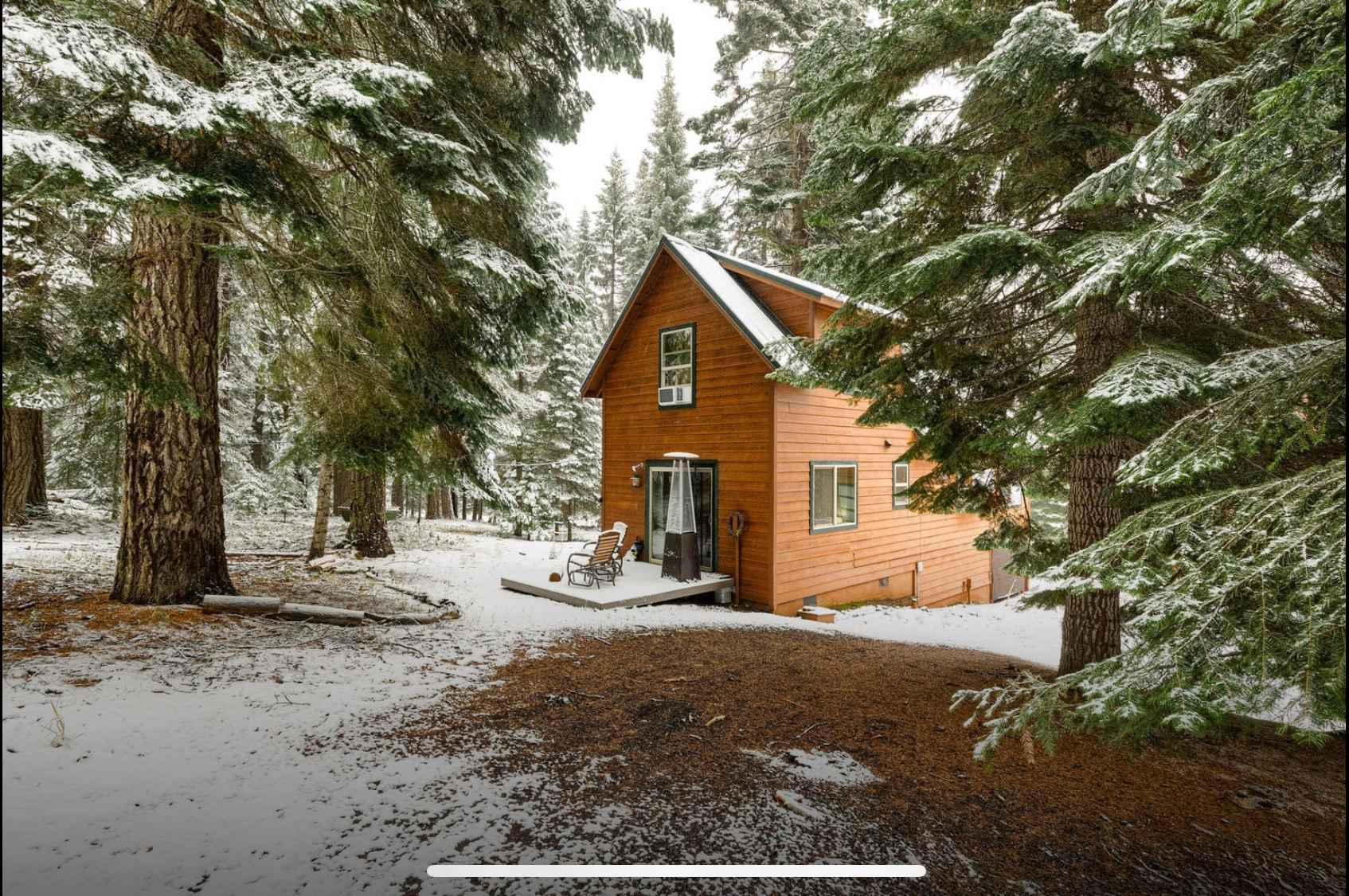 Gorgeous Lakeside Lodgings + Saunas