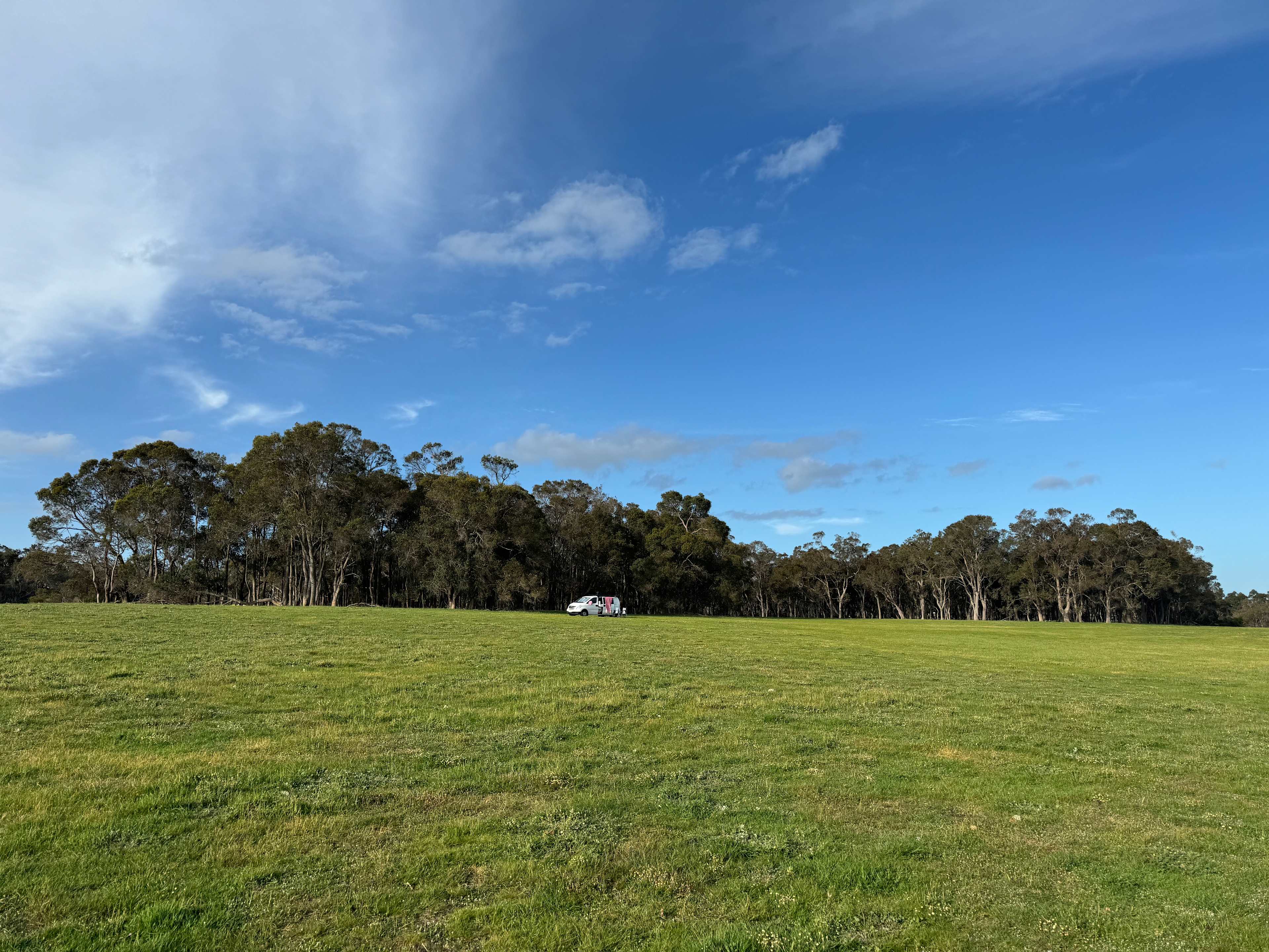 The wide open fields at Normies campsite make you feel so spacious and free. It’s the ideal setting to roam, relax, and truly connect with nature!