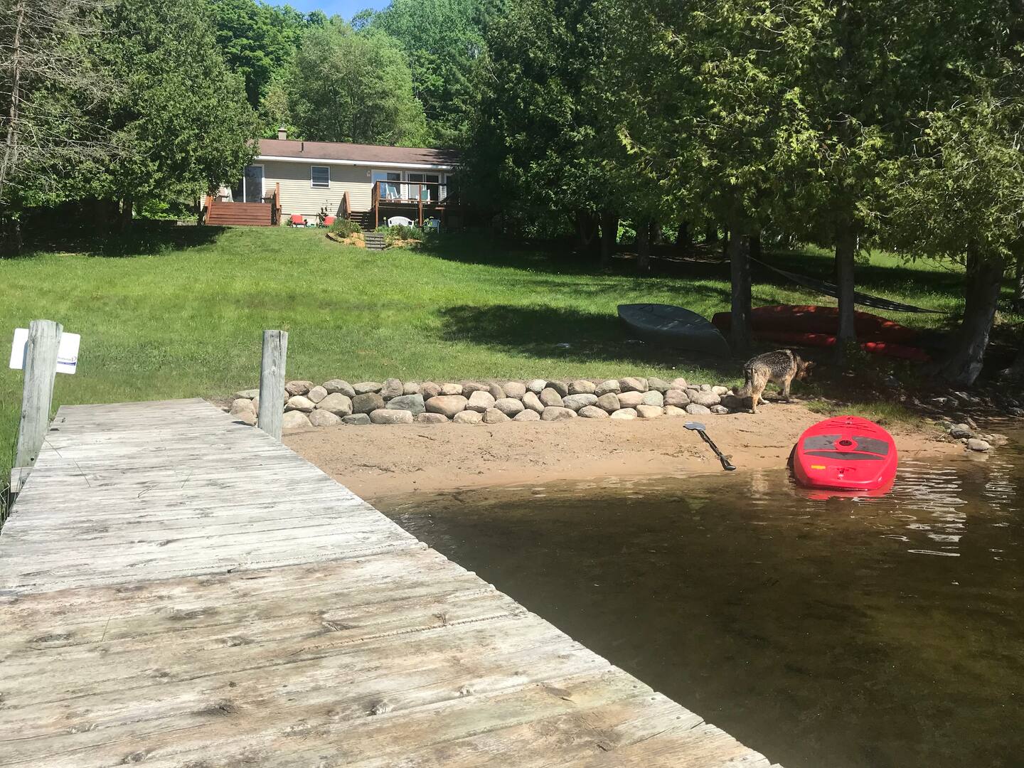 Rare Spot 8/17-24@Private Lake Home