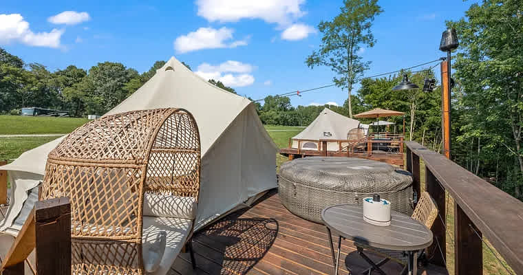 Due West Hideaways