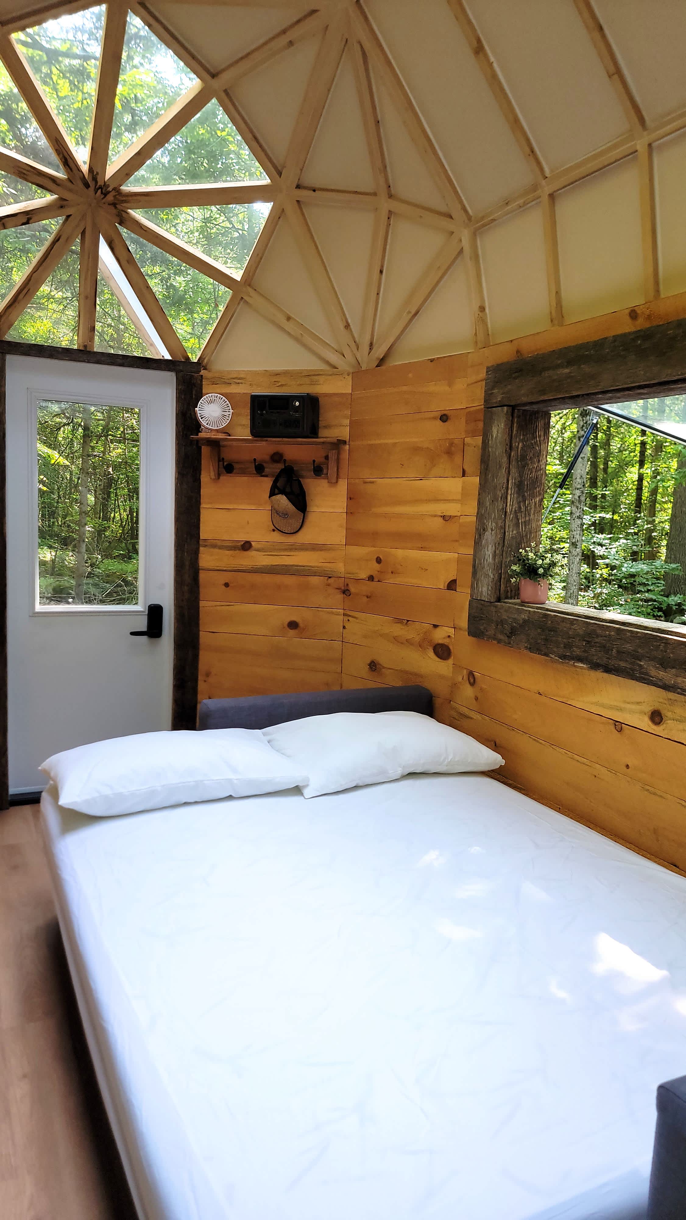 Winter Cabin Escape