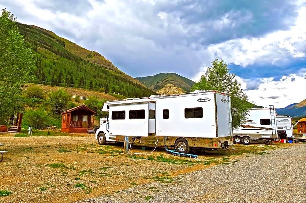 Silverton Lakes RV Resort