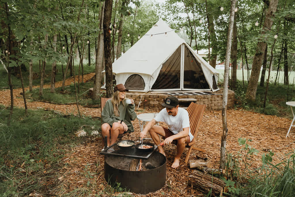 Welcome to The Grove Glamping! 