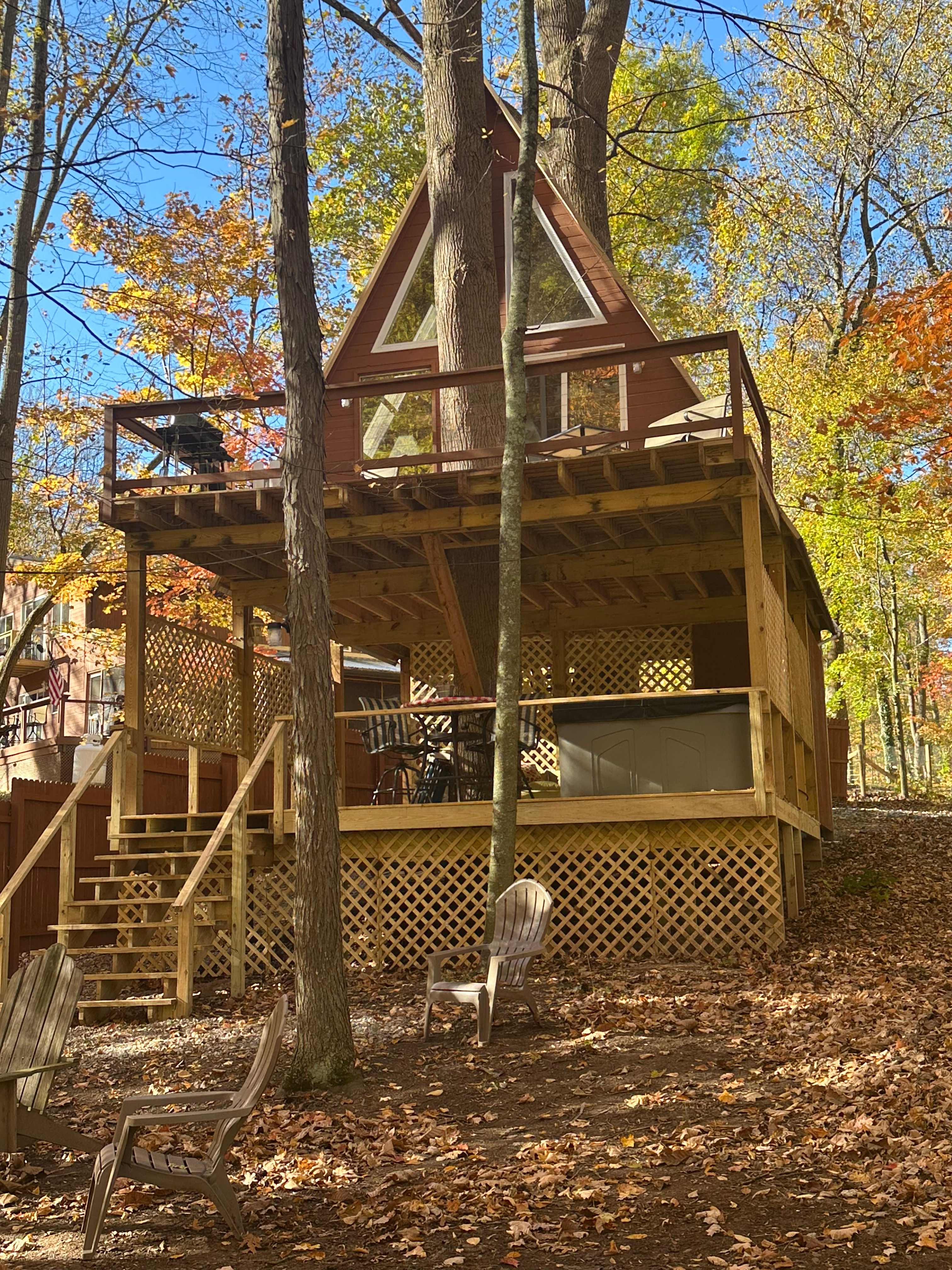 Treehouse Waters On The River