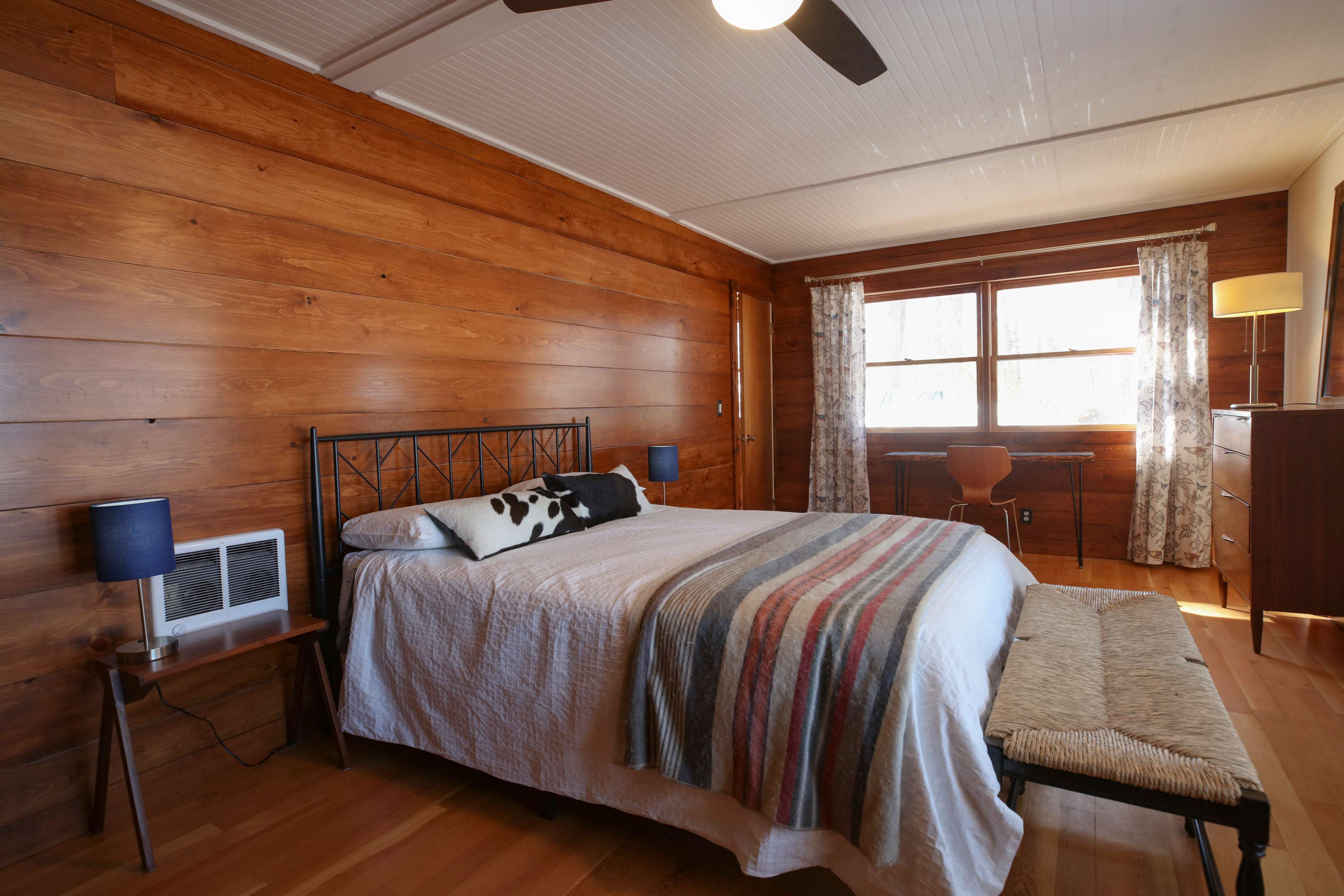 Private Cabin On Pelican Lake