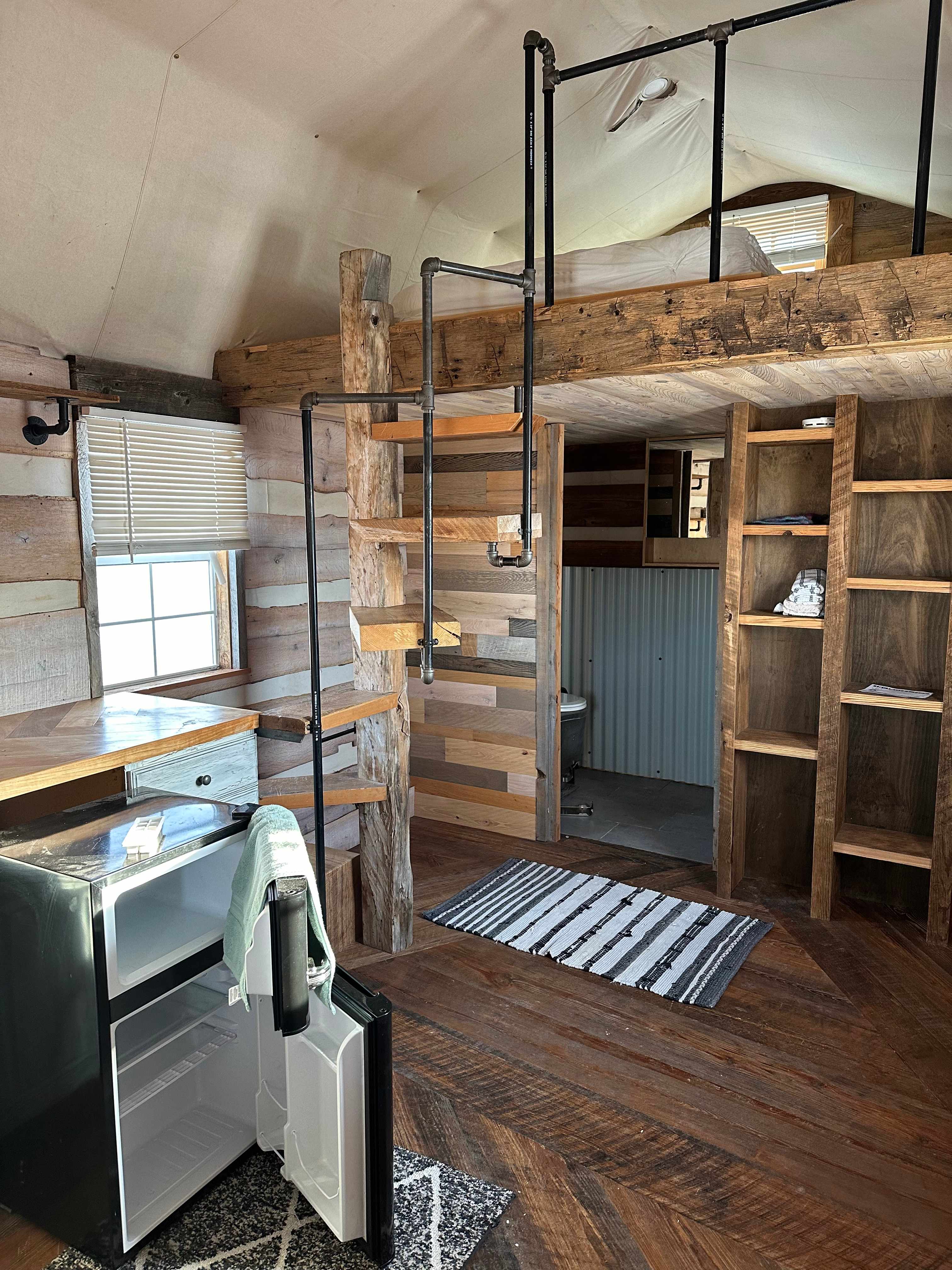 Madison River tiny house/camp site