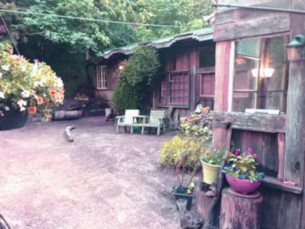 Calla Lilly Cottage