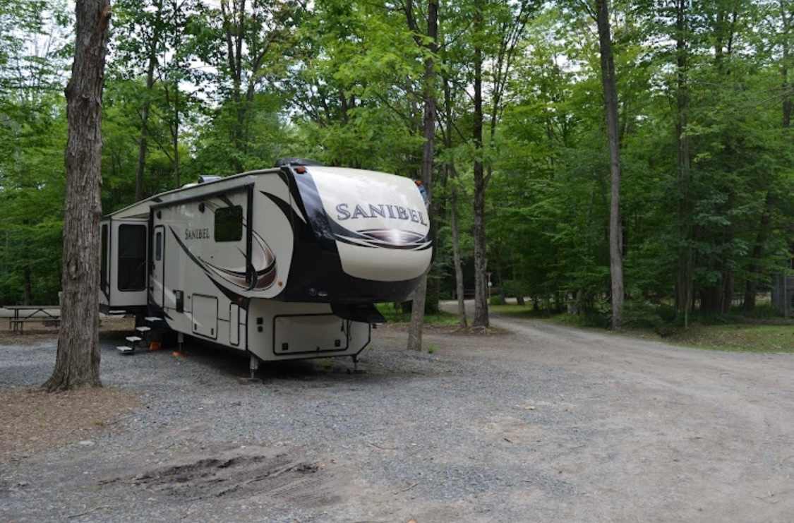 Canyon Country Campground  Glamping
