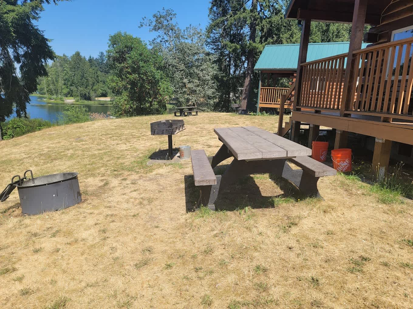 Lewis North Travel Camp