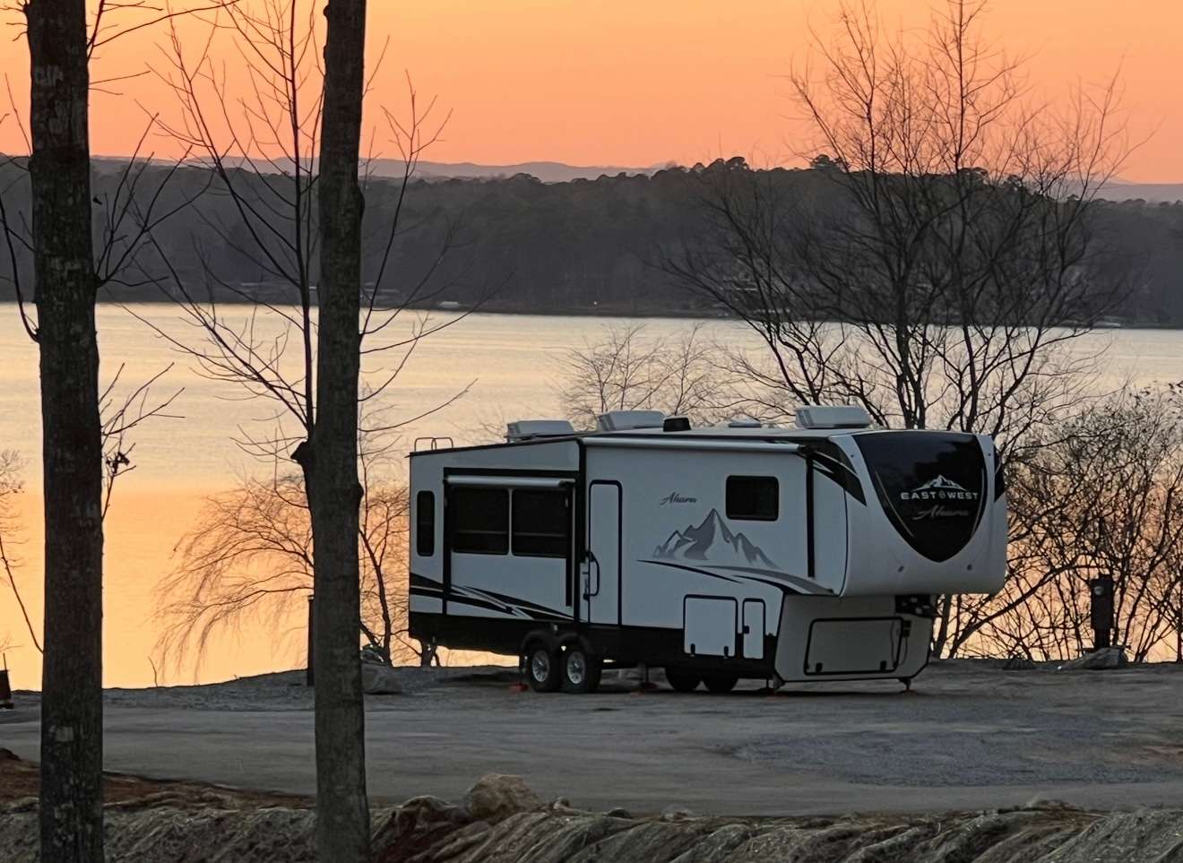 The Bluff On Keowee