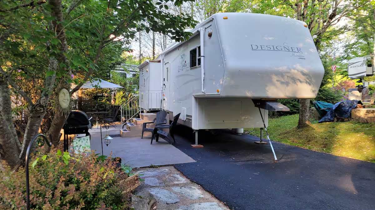 Miss Daisy's TN Rentals LLC - Photo 2