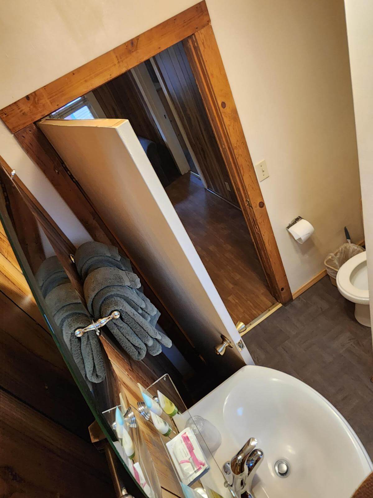 Hat Creek Resort Cottages: Luxury Cottage
