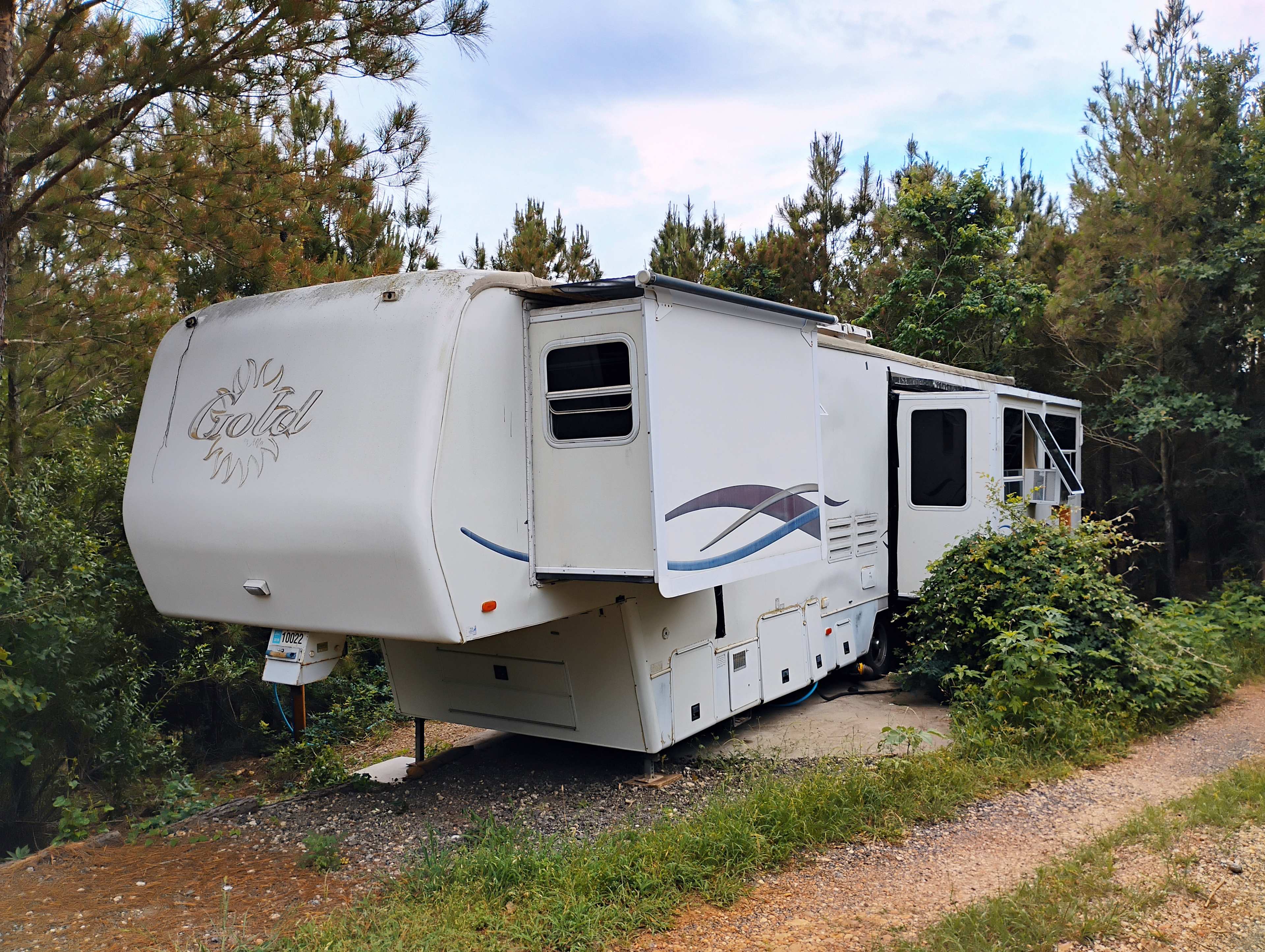 Lost Pines Private RV & Lake