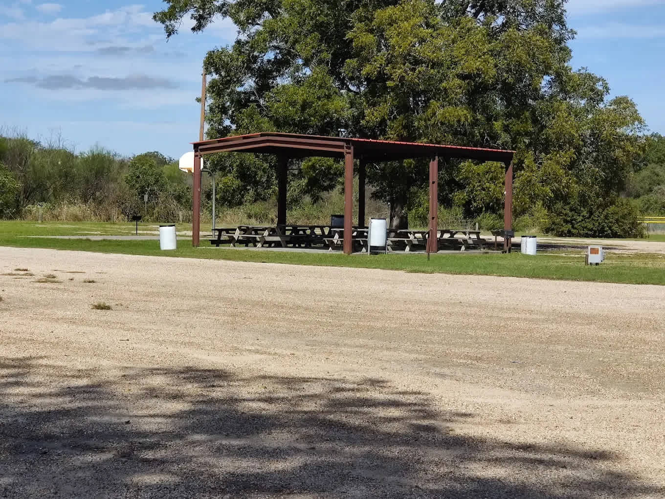 VERNON RICHARDS RIVERBEND PARK
