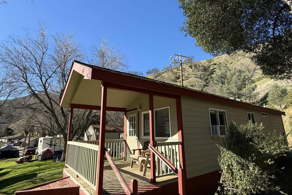 Canyon Creek Resort