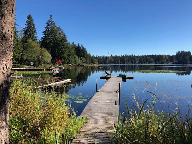 J&J's Lakeside Camp