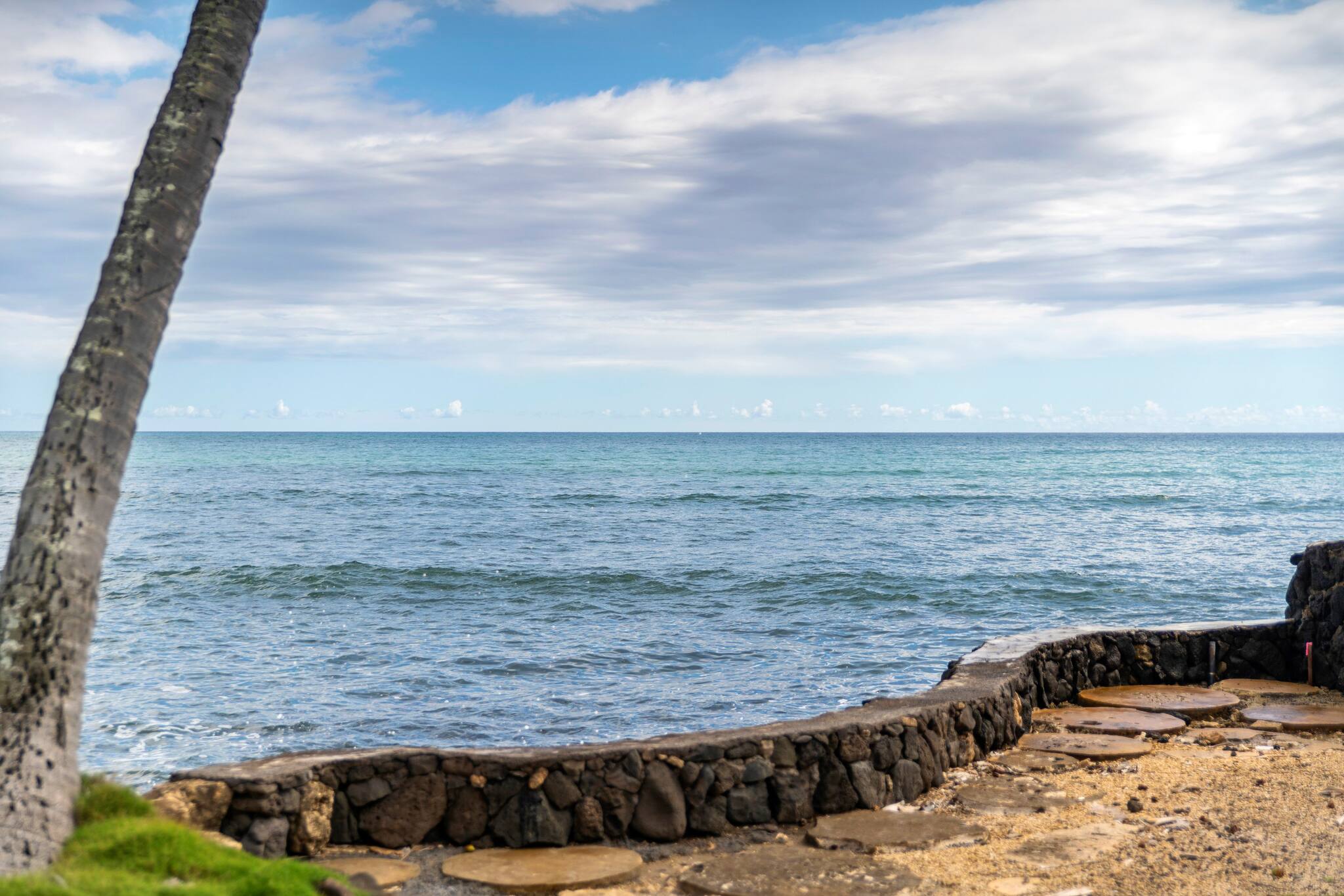 Oceanfront Stay W/ AC, BBQ, W/D