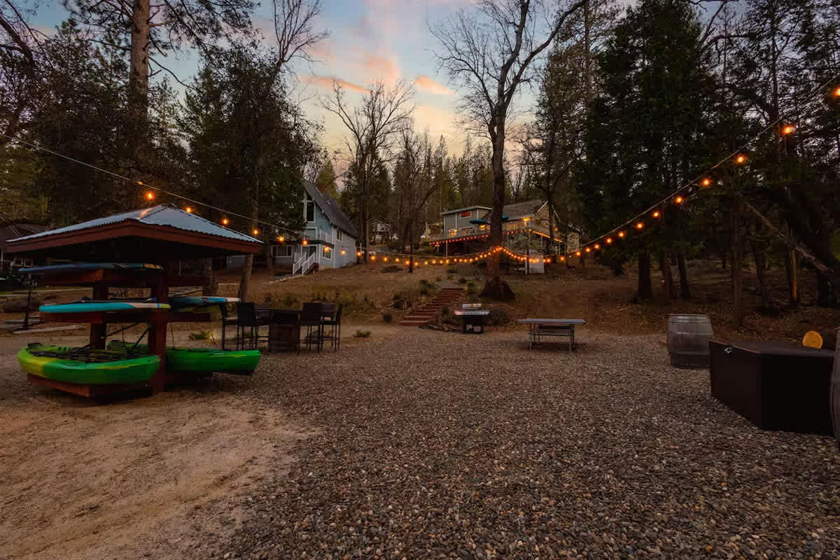 Private lakeside resort, Groveland