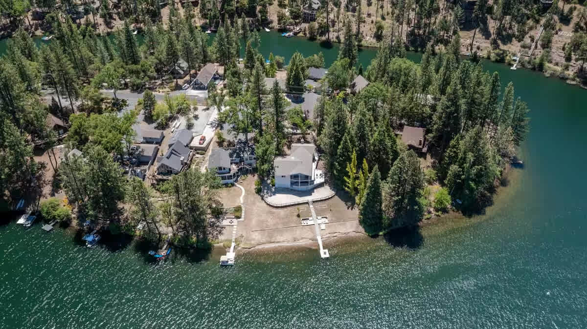 Luxury By The Lake, Groveland CA