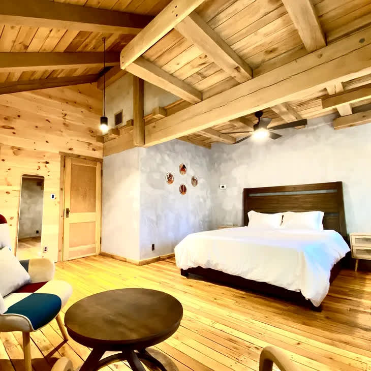 Arete Hotel, Suites and Campground