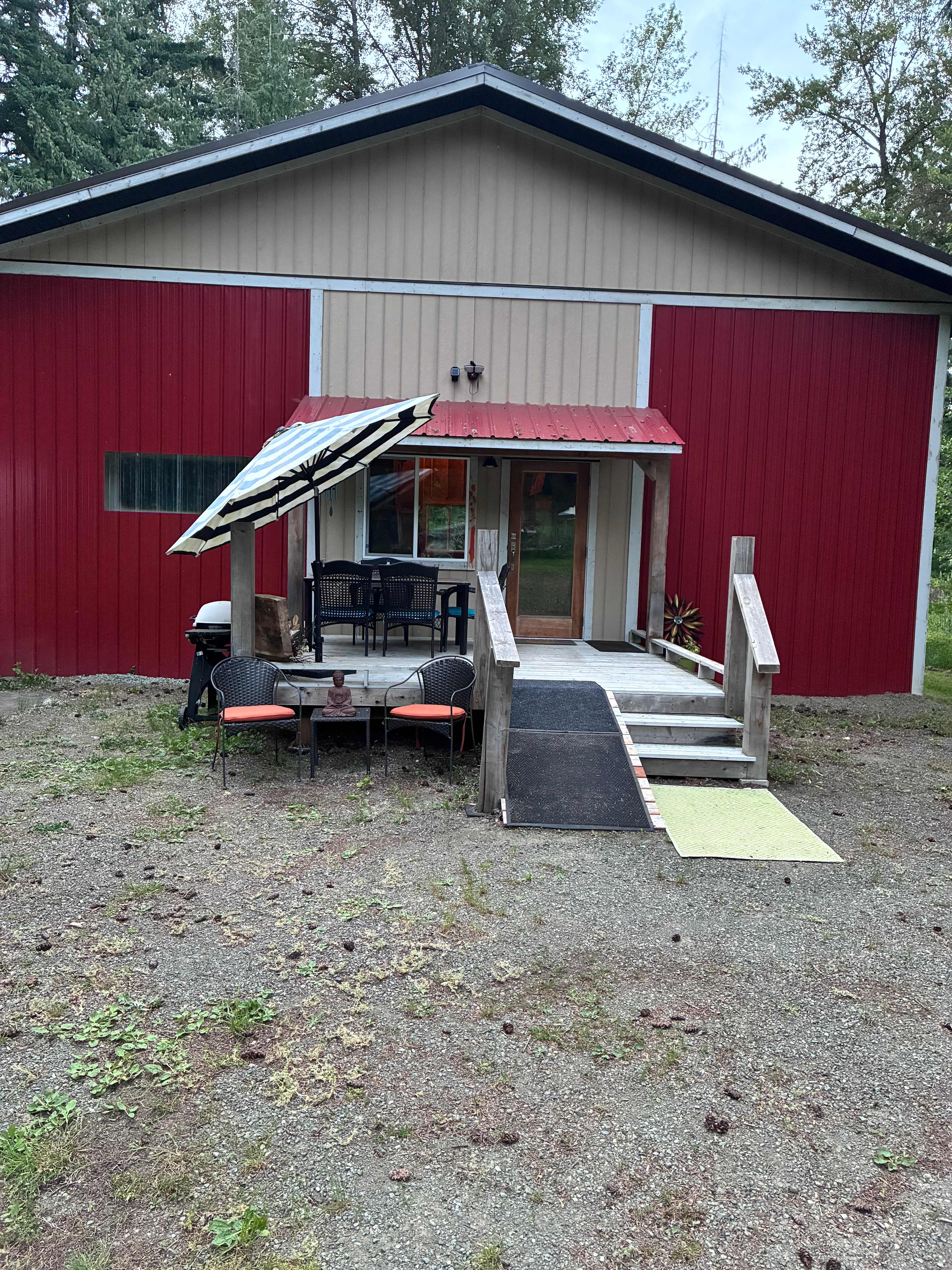 Rad Red Barn RV Glamping Experience