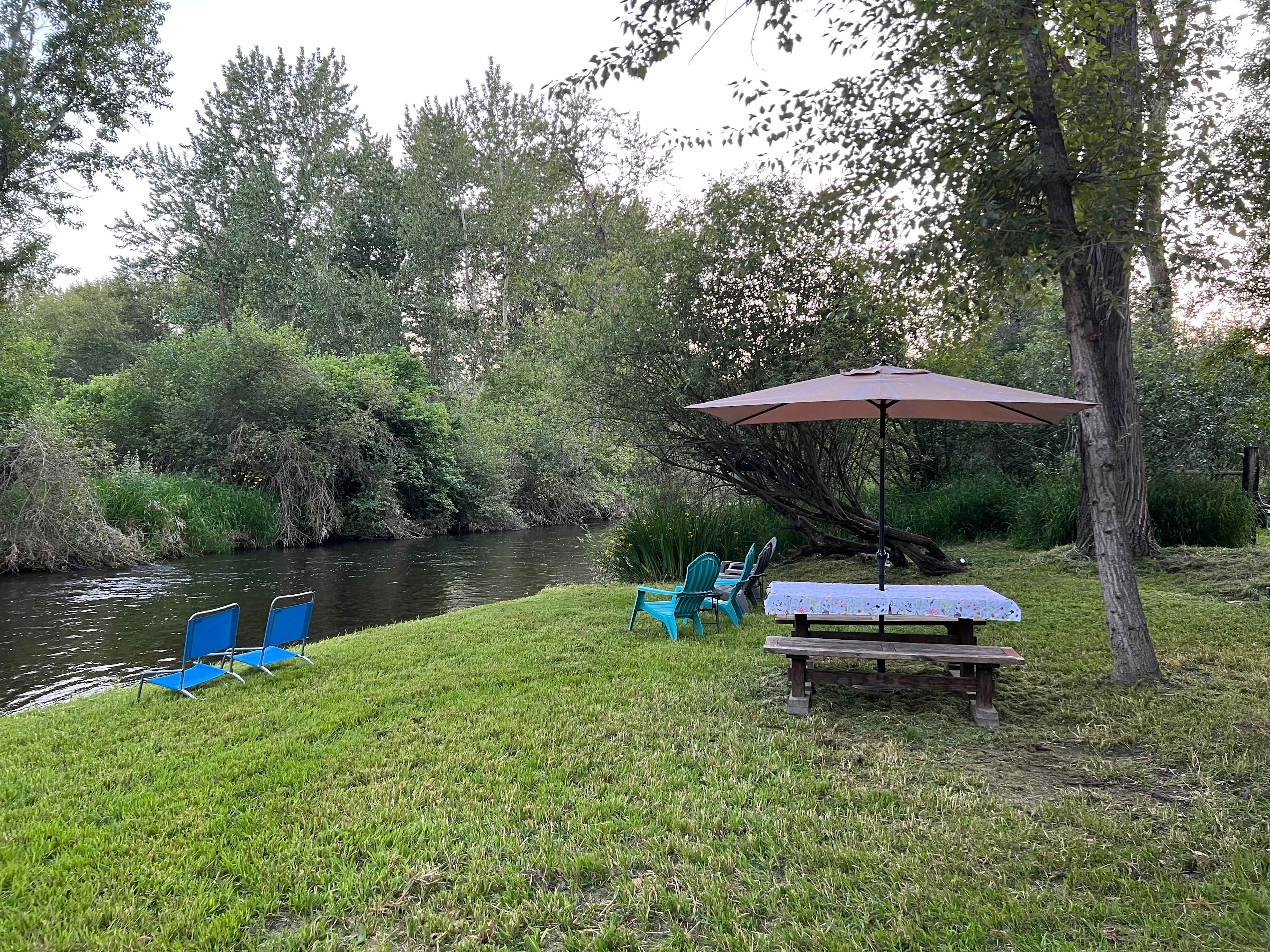 Little Spokane Riverside Retreat