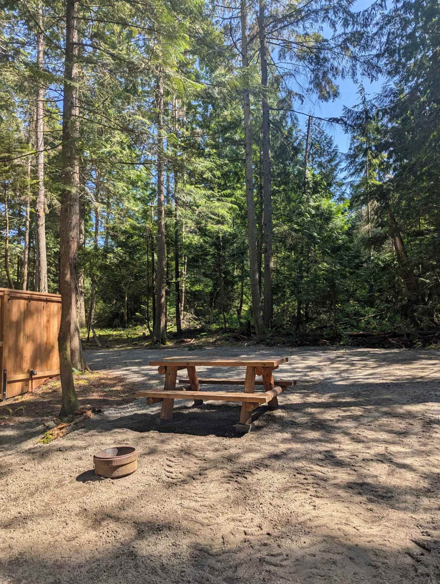 The Wheelie Rad RV Pad & Cabins