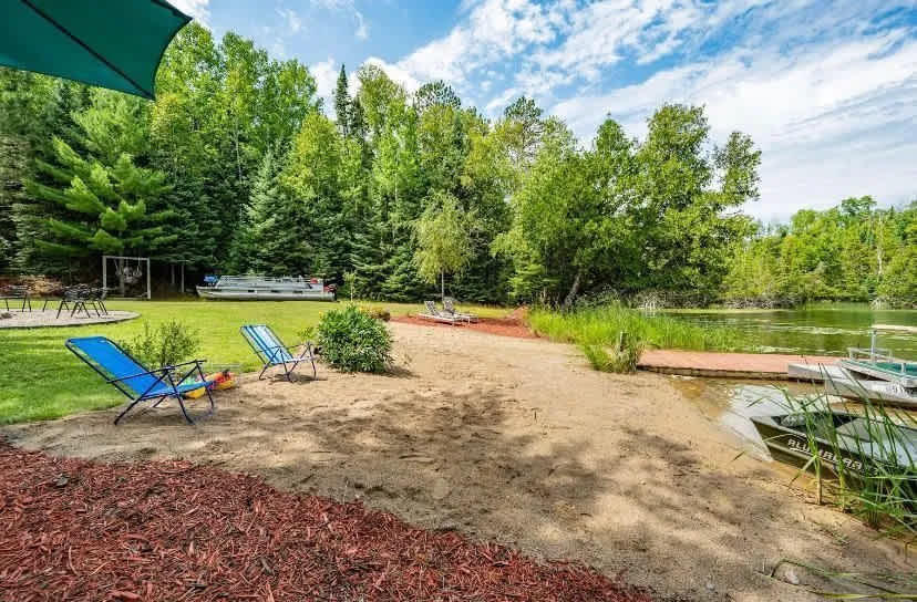 The Turtle Lake Beach House