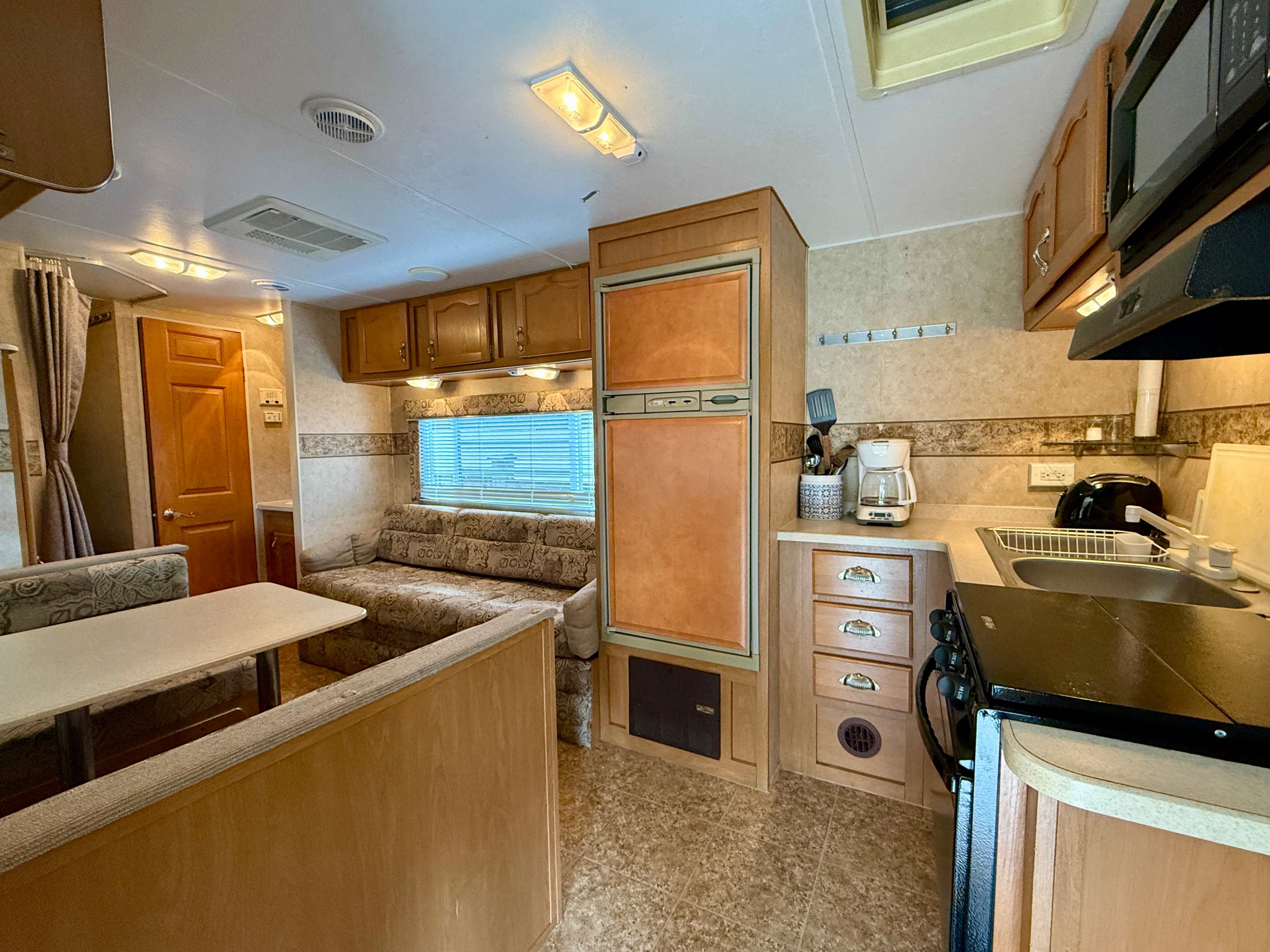 Cozy RV Hideaway Near Cultus Lake