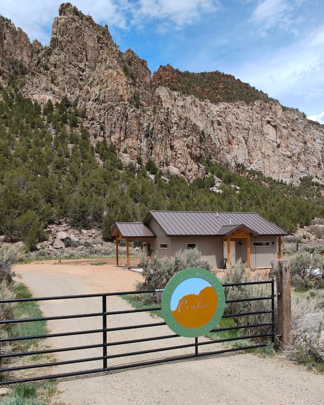 Casitas At Mother's Buttress