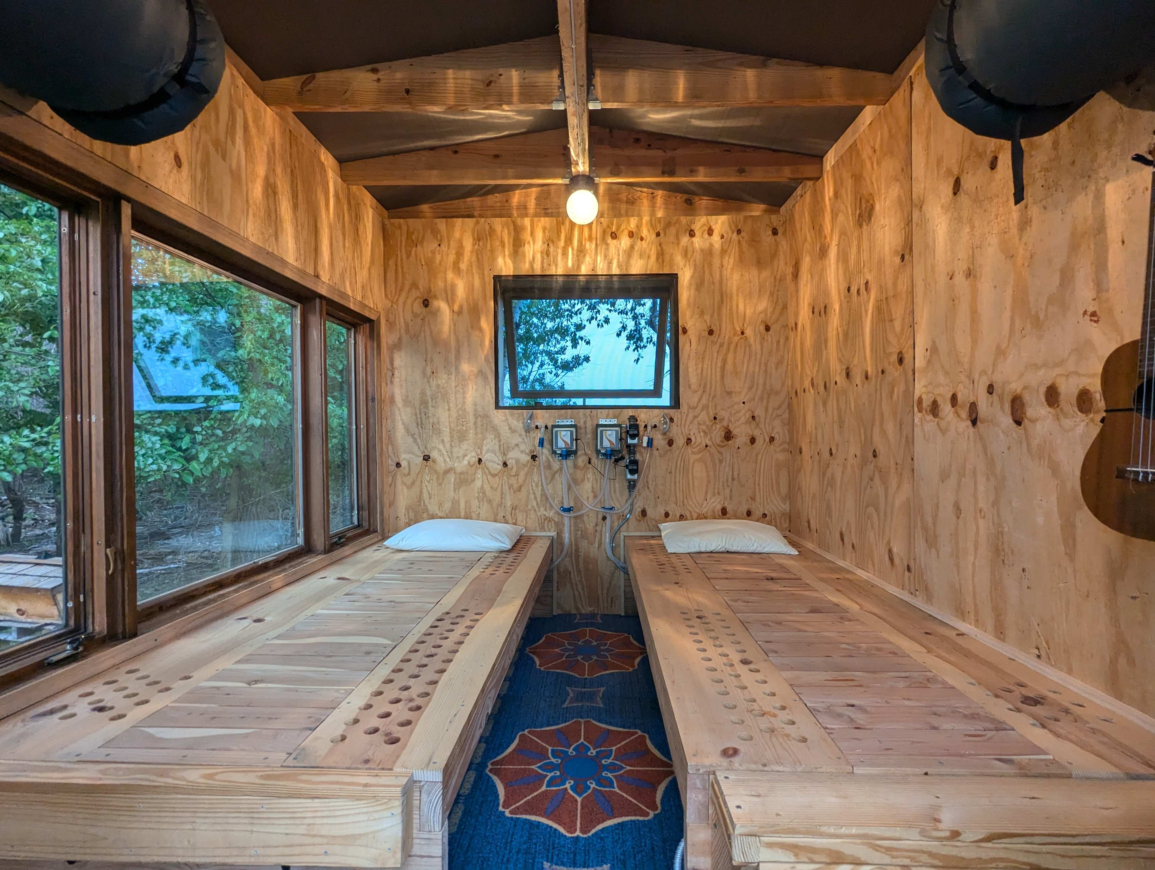 Beehive Air Therapy Cabin