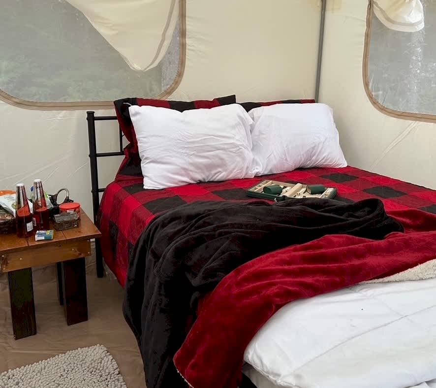 Luxury Shanty near Keji Park N.S.