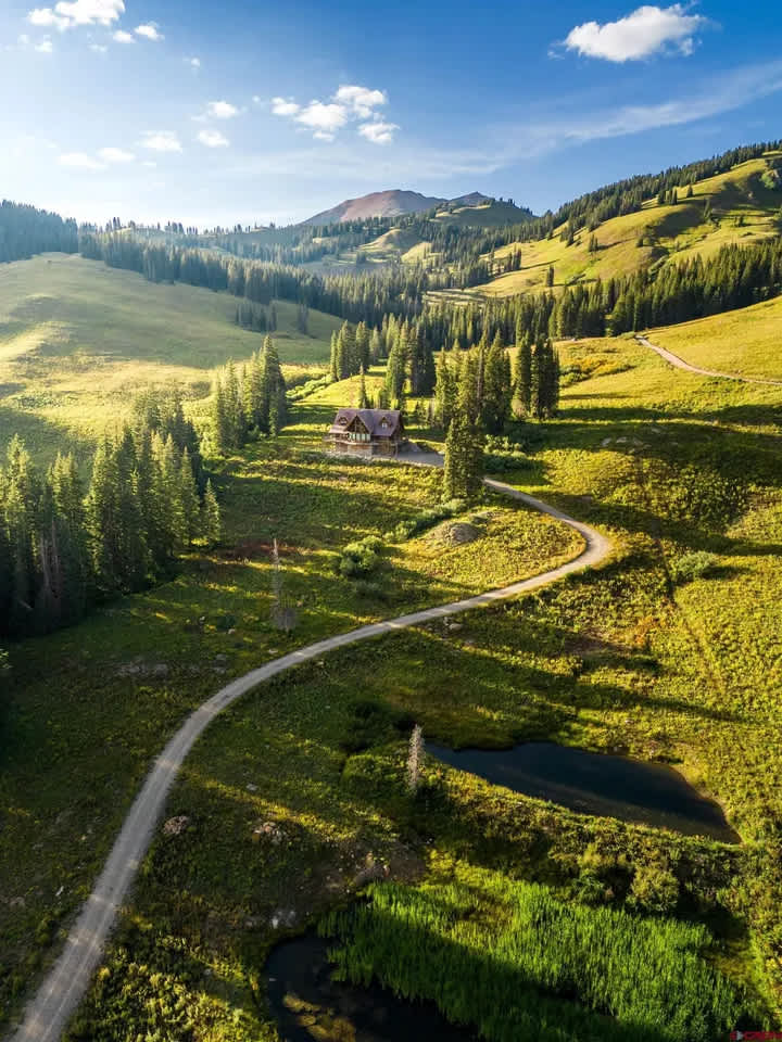 Washington Gulch Getaway
