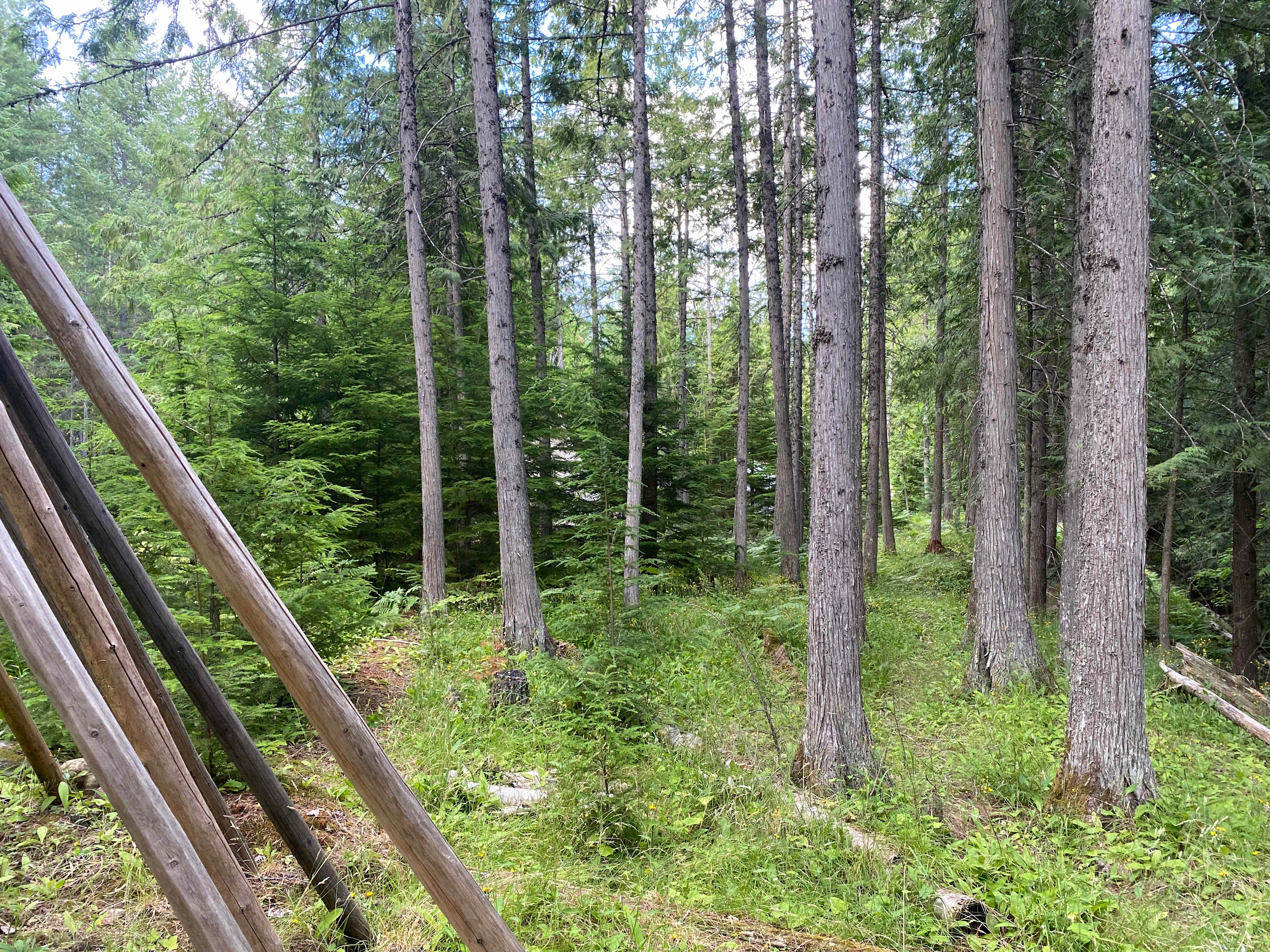 Makinaak Crossing