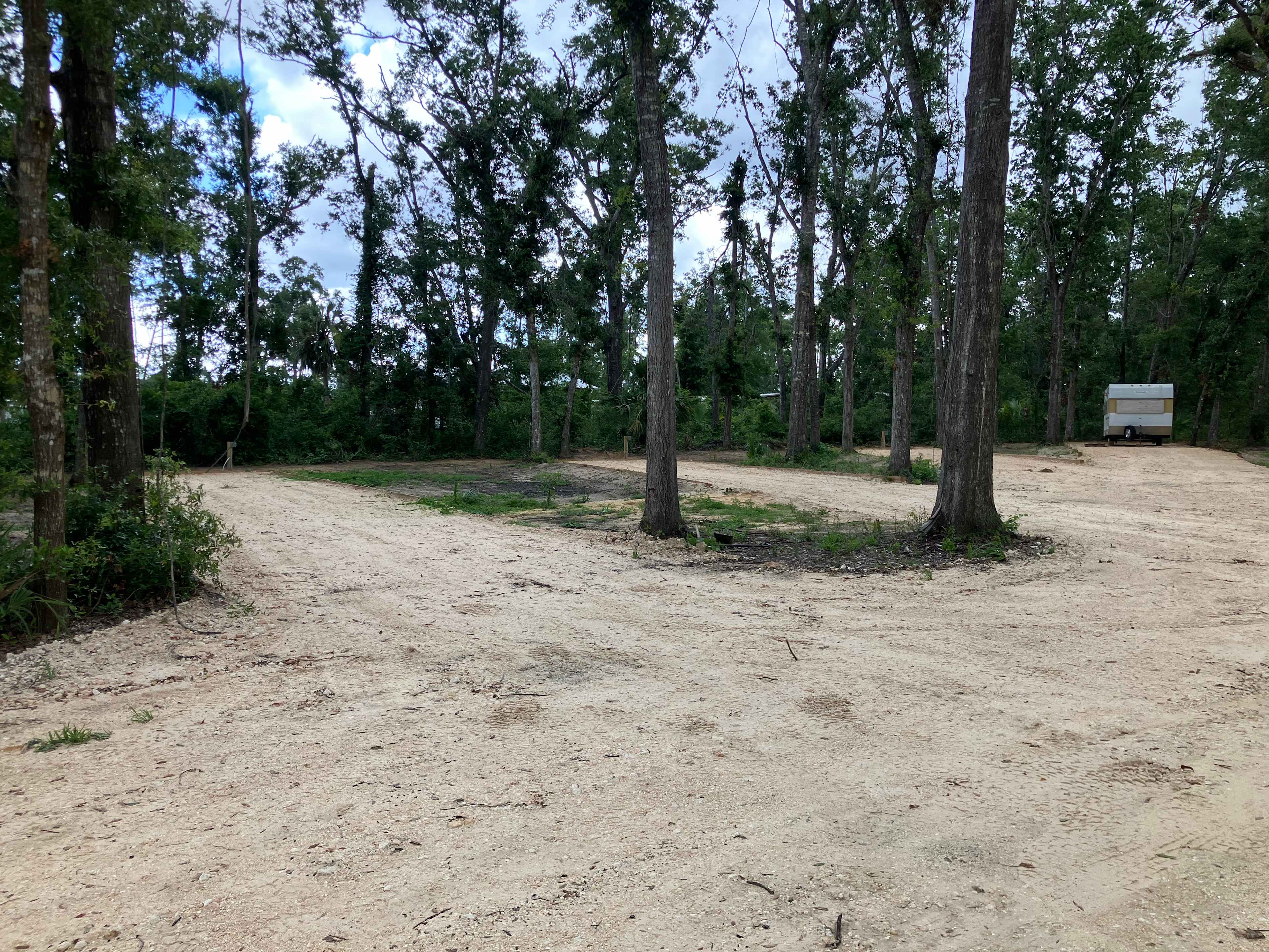Steinhatchee Hills - Full Hookup
