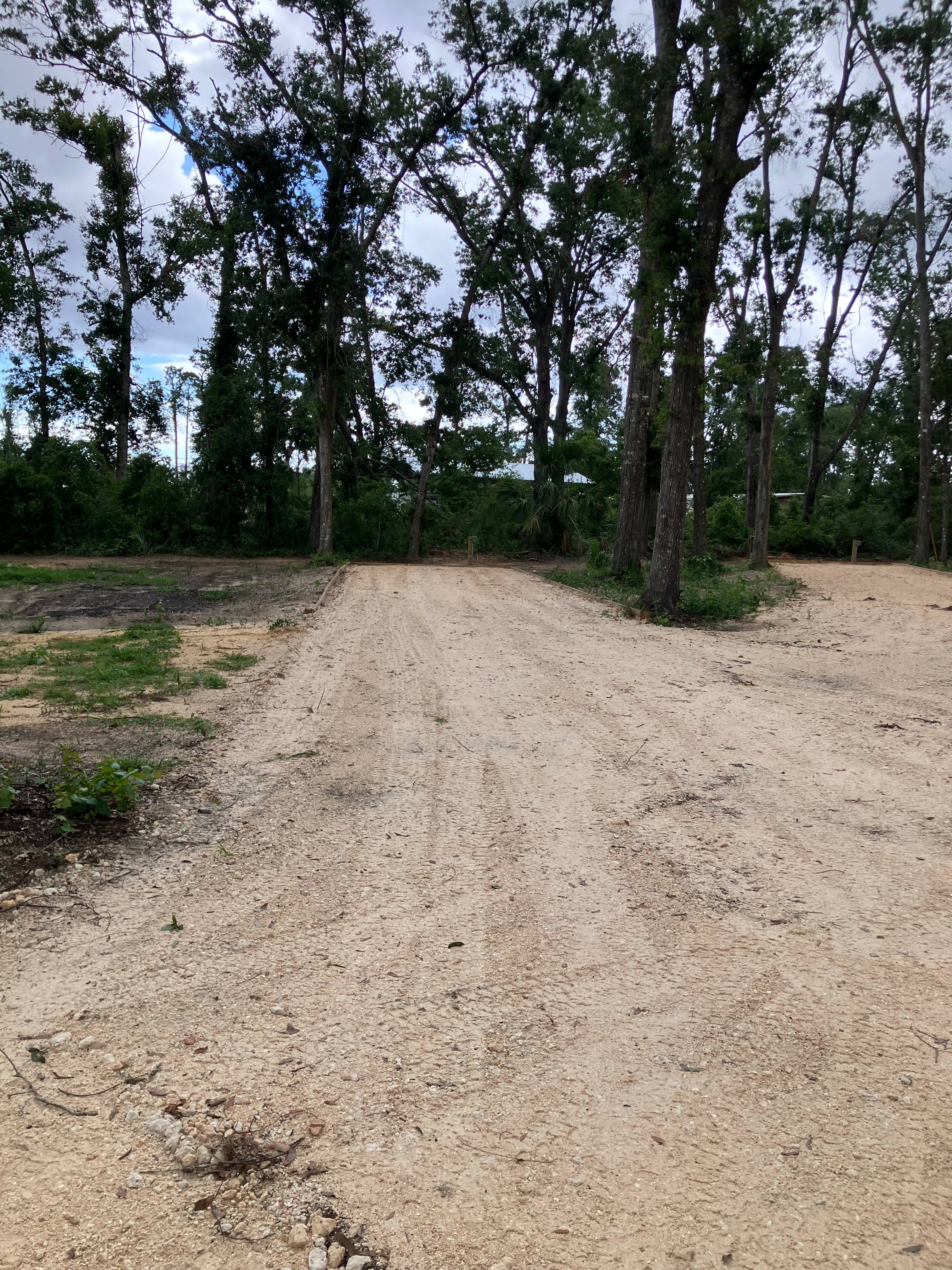 Steinhatchee Hills - Full Hookup