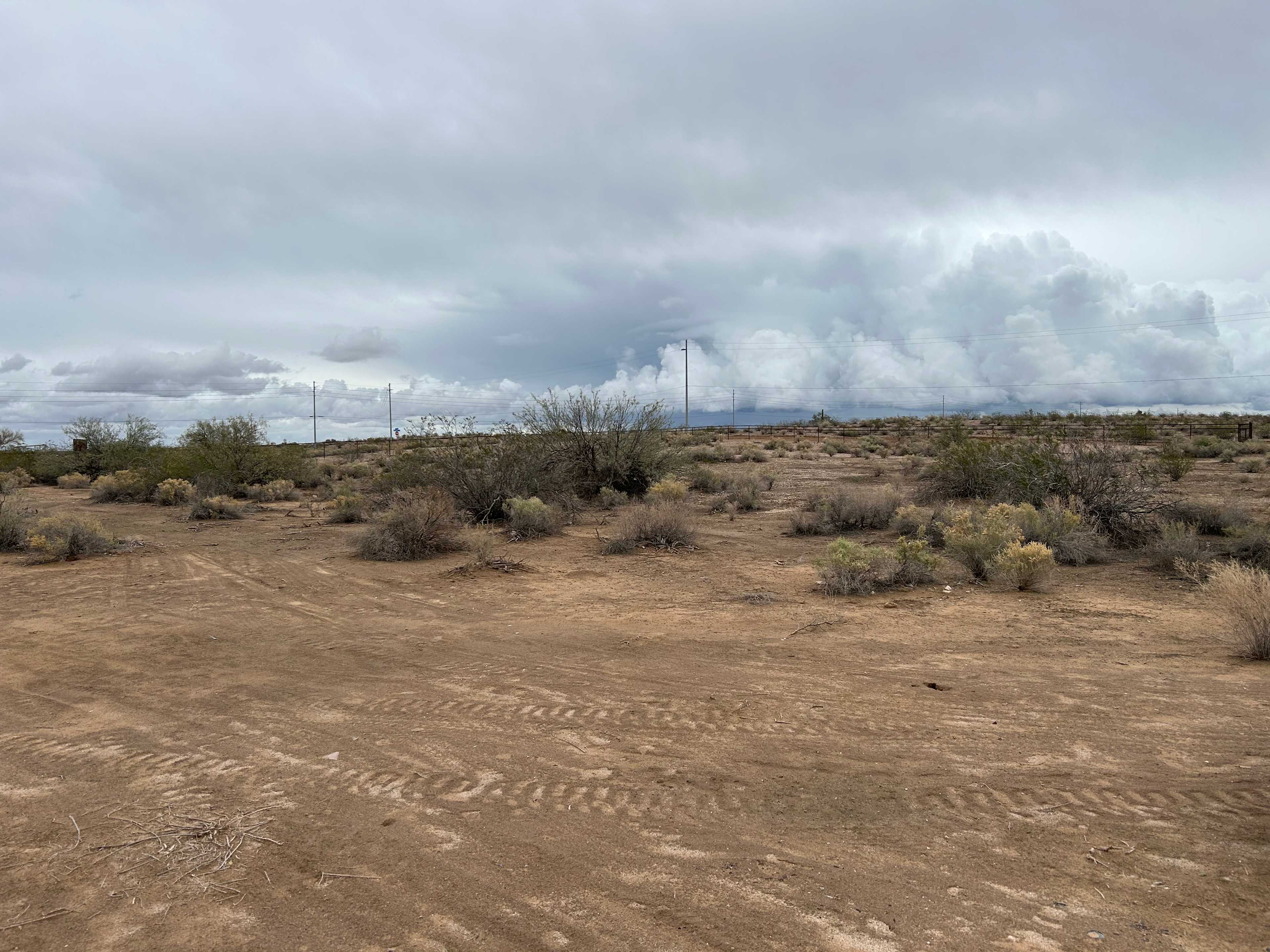 3Acre Desert RV Camp W/ 5’ Fence - Photo 3