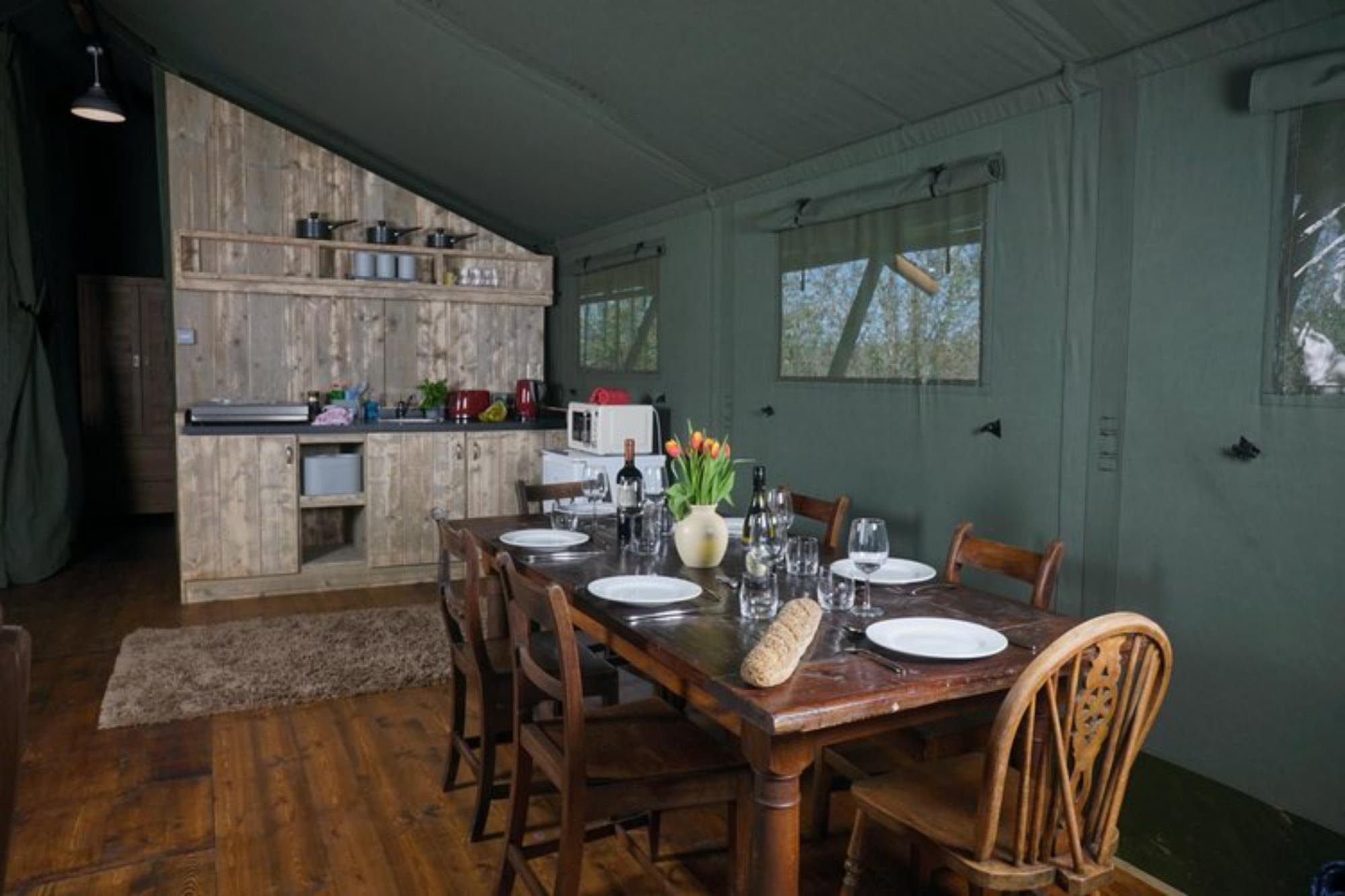 Goshawk luxury canvas lodge