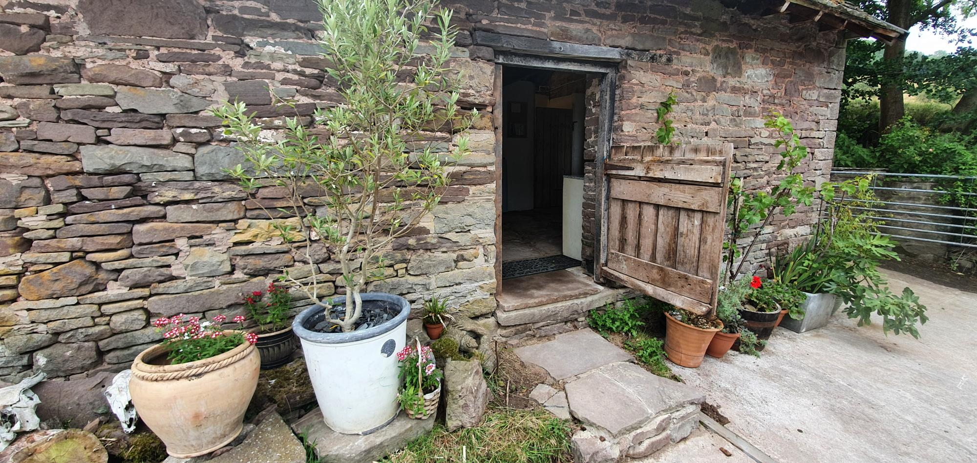 'The Byre' = our toilet and washroom