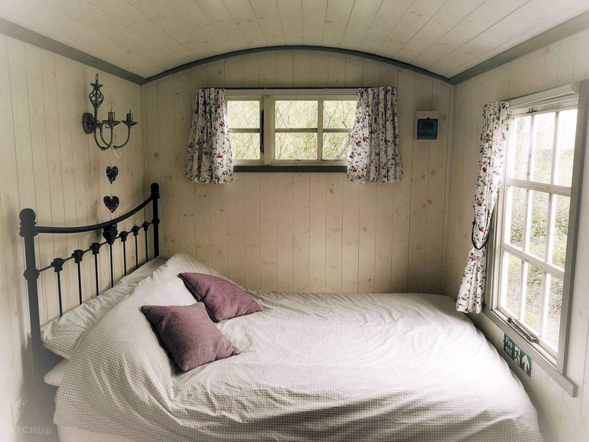 Shepherd's Hut