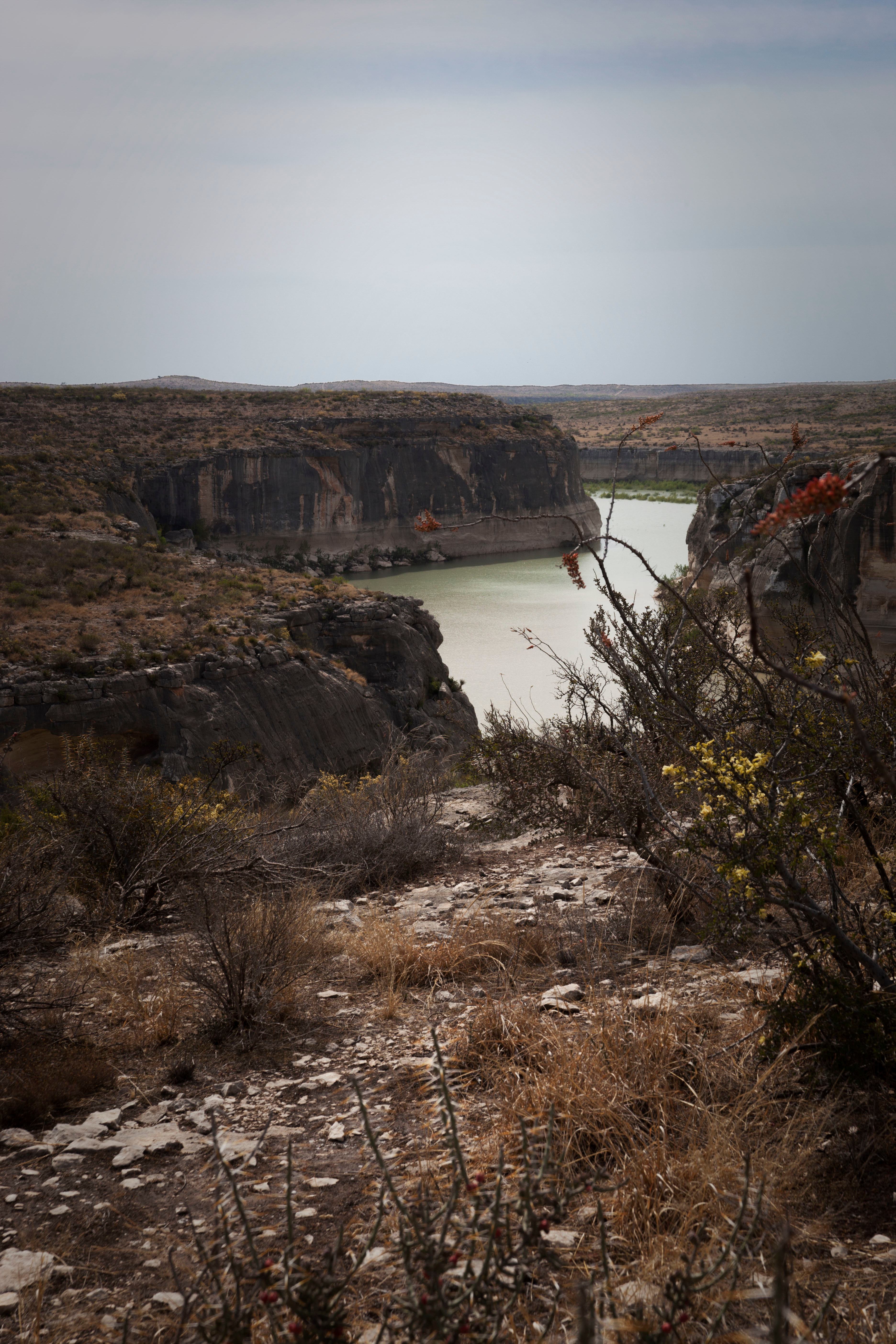 A view of the river from the rim trail