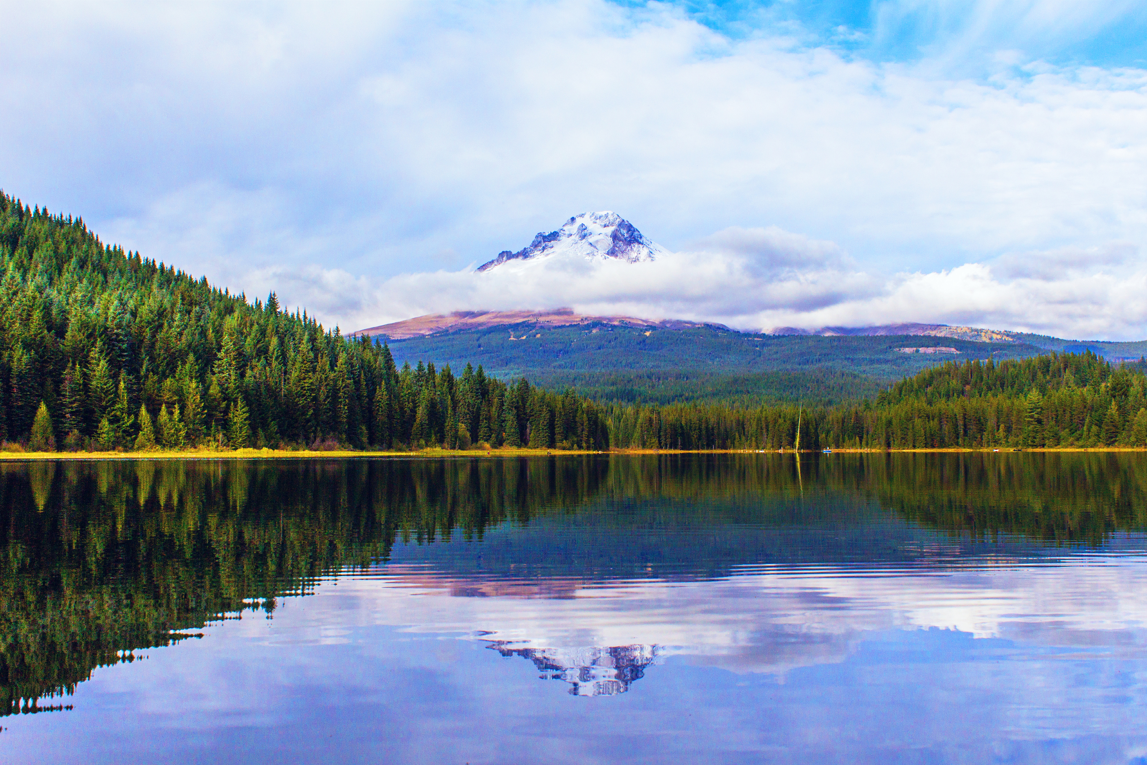 The views of Mount Hood from the lake is second to none.