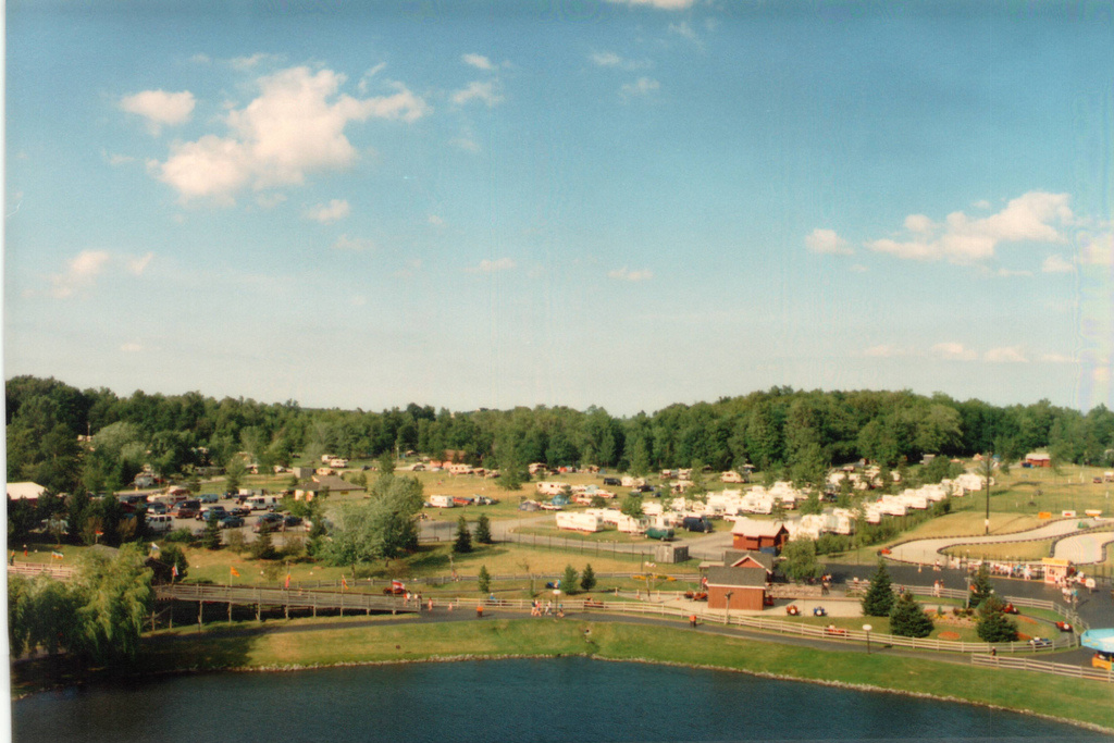 Darien Lakes State Park