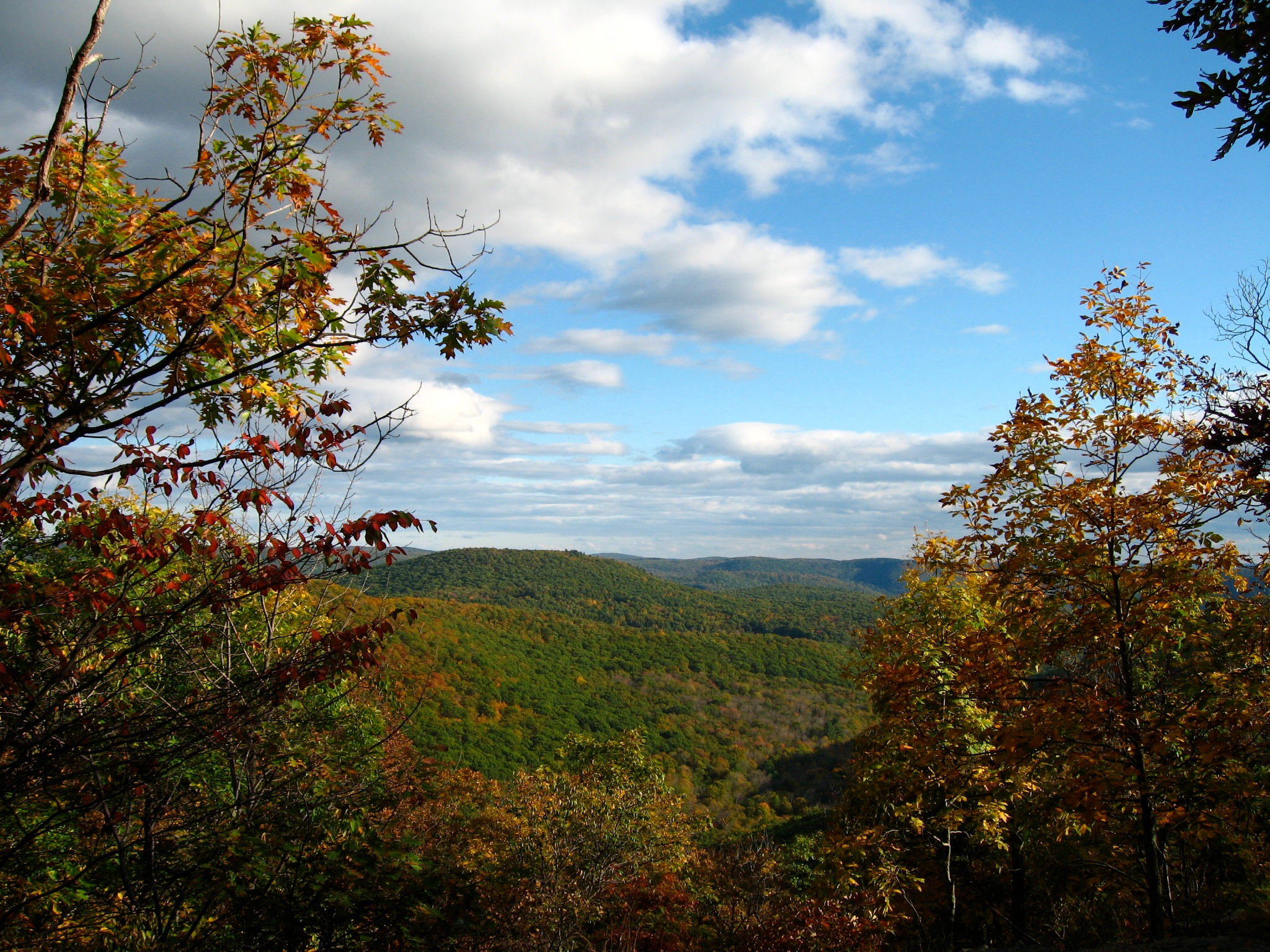 Macedonia Brook State Park