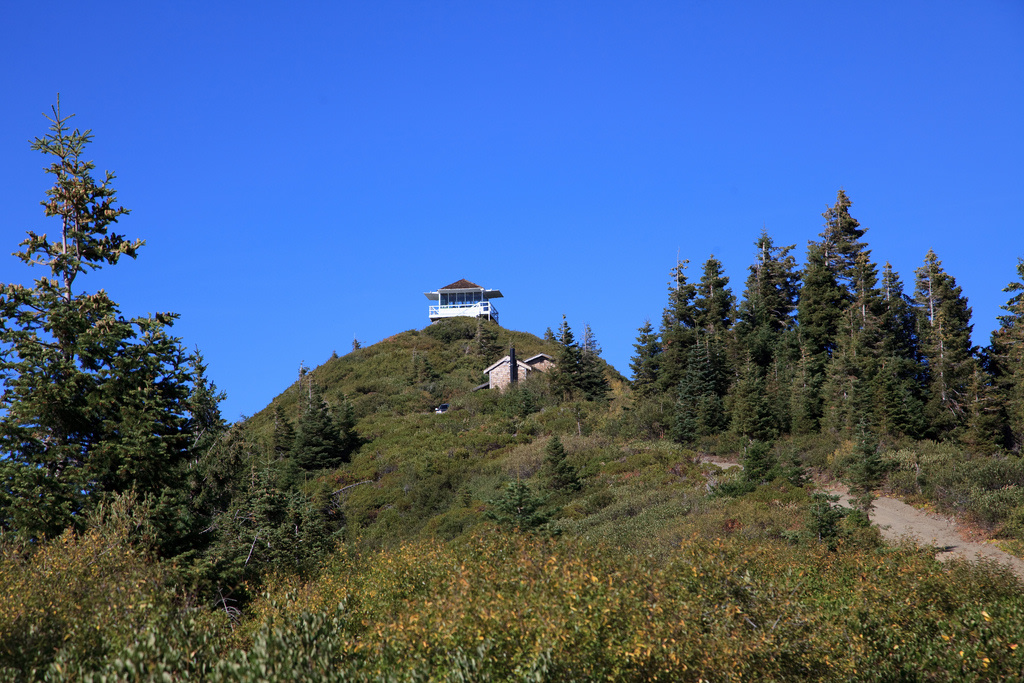 Bear Basin Lookout and Cabin