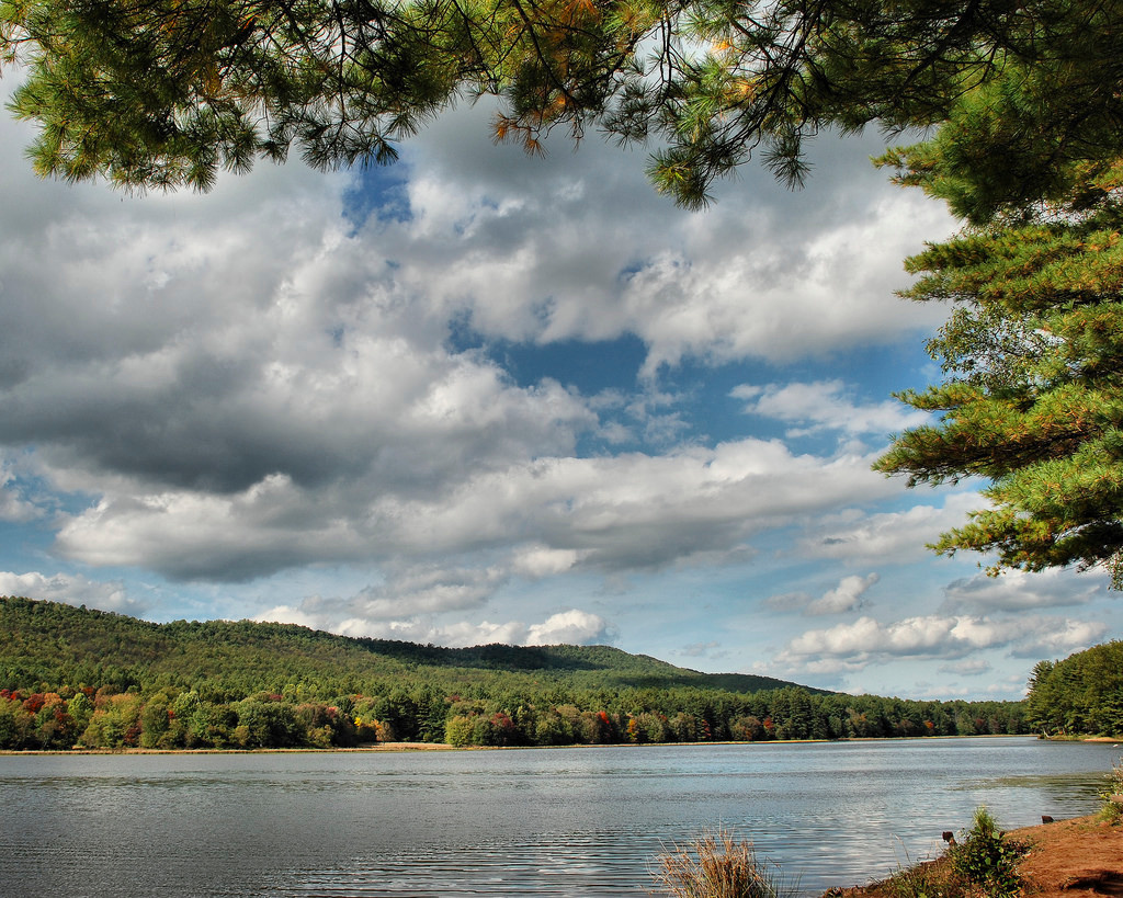 Moncove Lake Campground