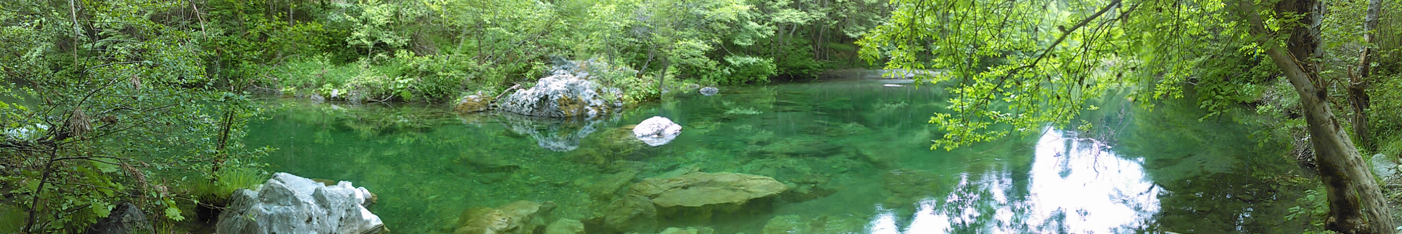 Hells Gate swimming hole just down stream around the bend from the campground.