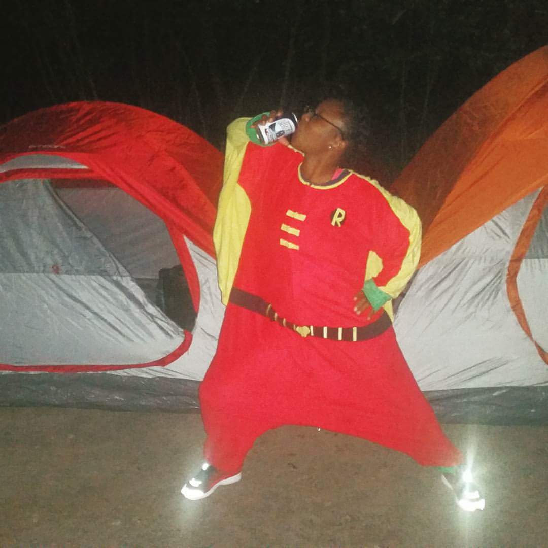 When Robin leaves the hood