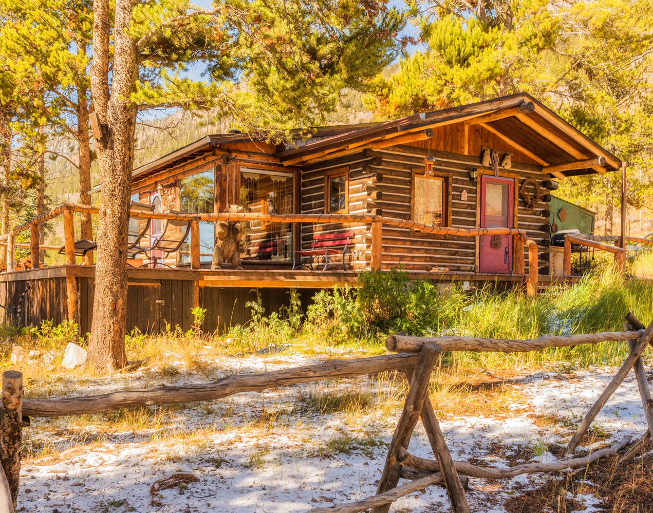 Buckeye's Cozy Romantic Cabins