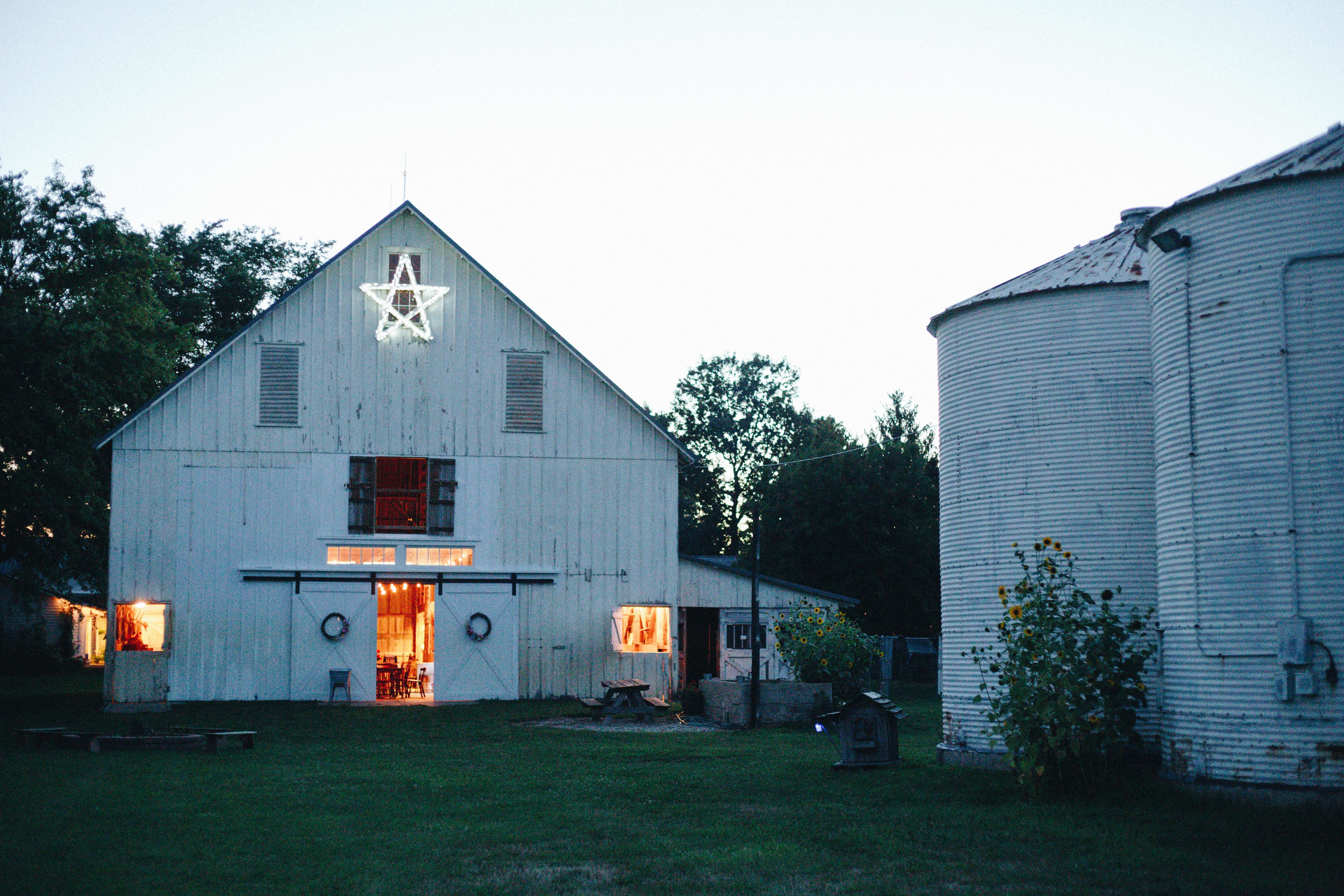 1912 Vintage Barn Experience